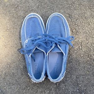 MENS Sanuk navy blue boat shoes